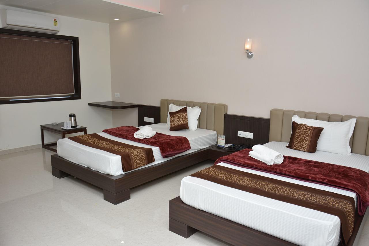 Hotel Darshan Rājula Exterior foto