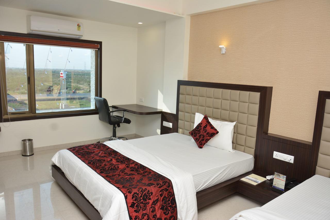Hotel Darshan Rājula Exterior foto
